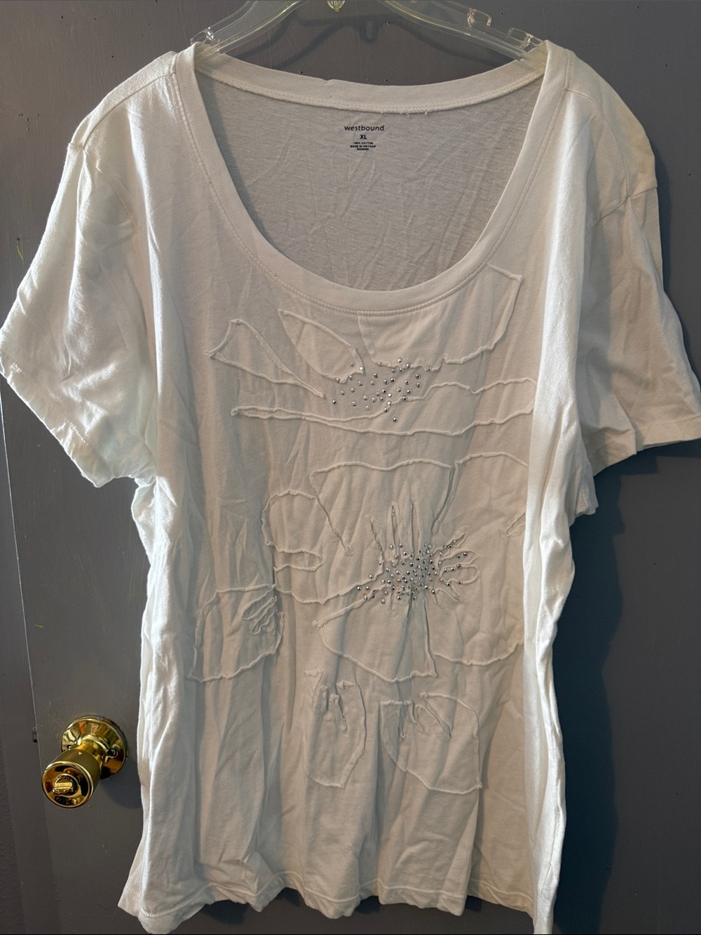Westbound White Scoop Neck Short Sleeve Tee with Floral Detail